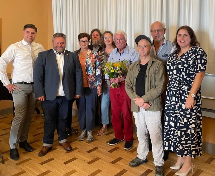 Gruppenbild v.l.n.r, Dr. Pettig, Fabian Giesder, Elke Harjes-Ecker, Ingo Wachtmeister, Claudia Schmitz, Dr. Müller, Steffen Mensching, Kay Kuntze, Sabine Seemann